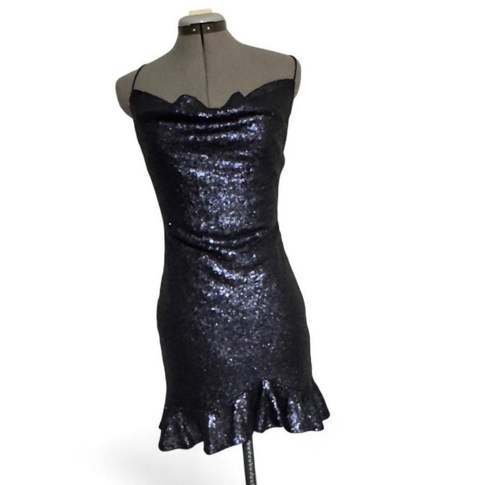Elegant Sequin Cocktail Mini Dress - Picture 2 of 10
